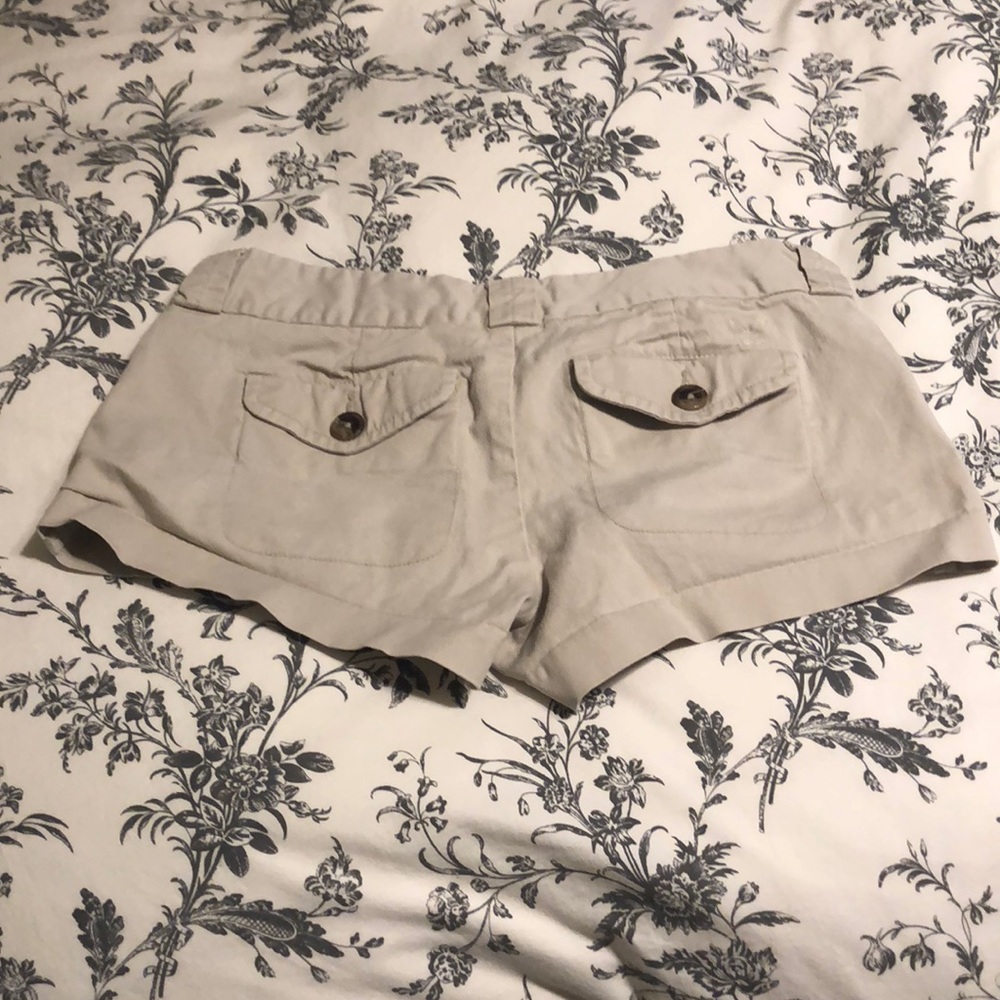 American Eagle favorite Short shorts! Size 0